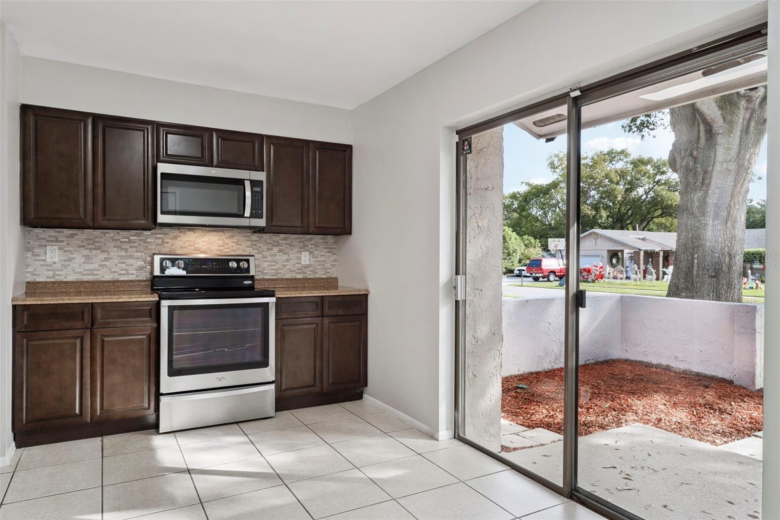 Image 12 of 37 For 820 Sutter Loop