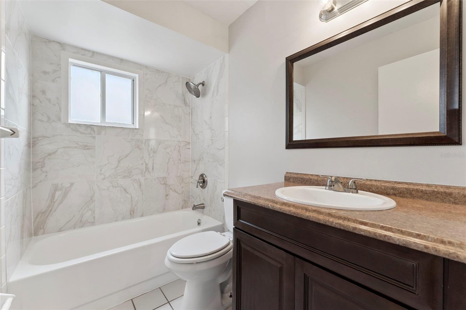 Image 17 of 37 For 820 Sutter Loop