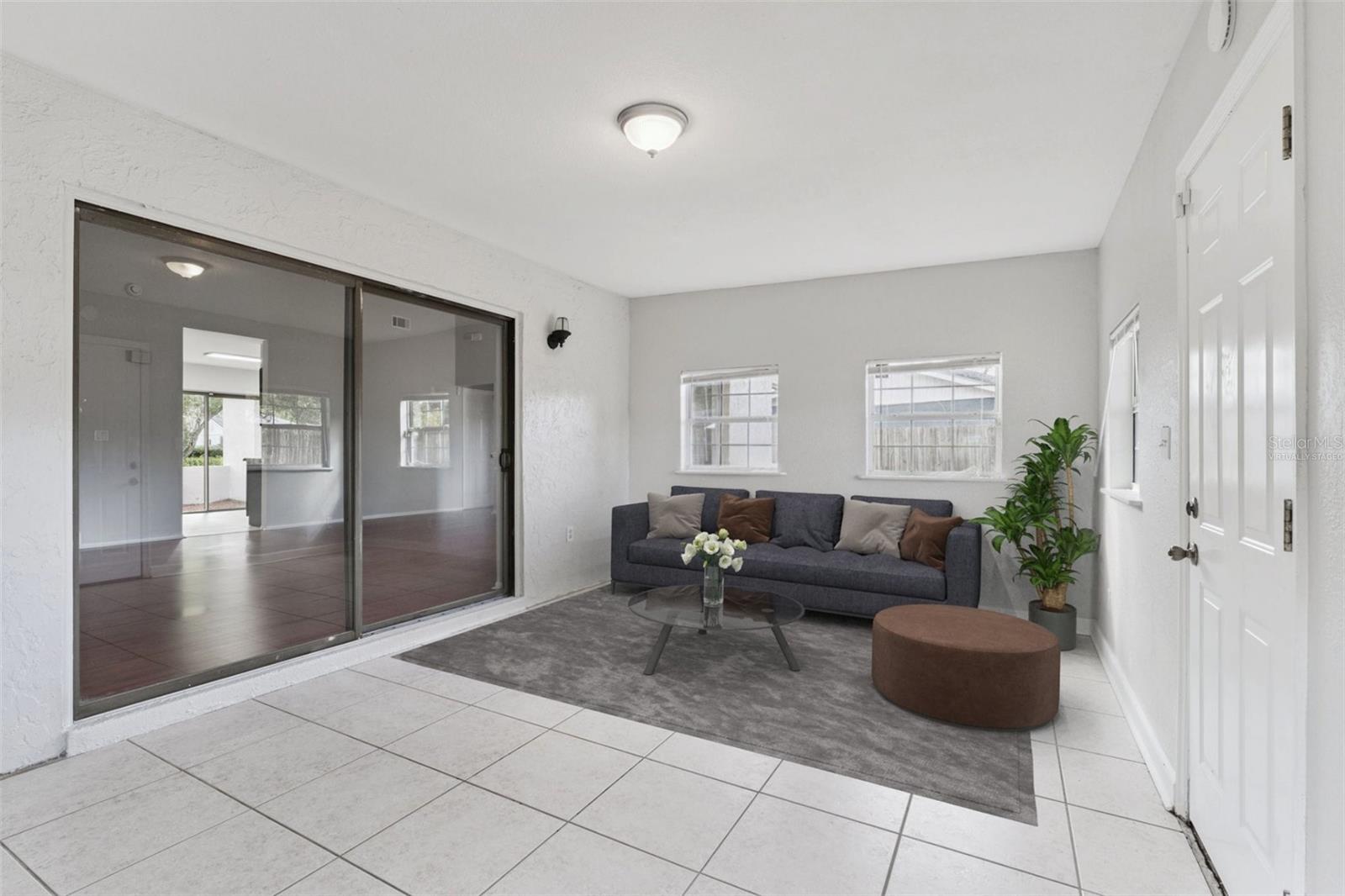 Image 22 of 37 For 820 Sutter Loop