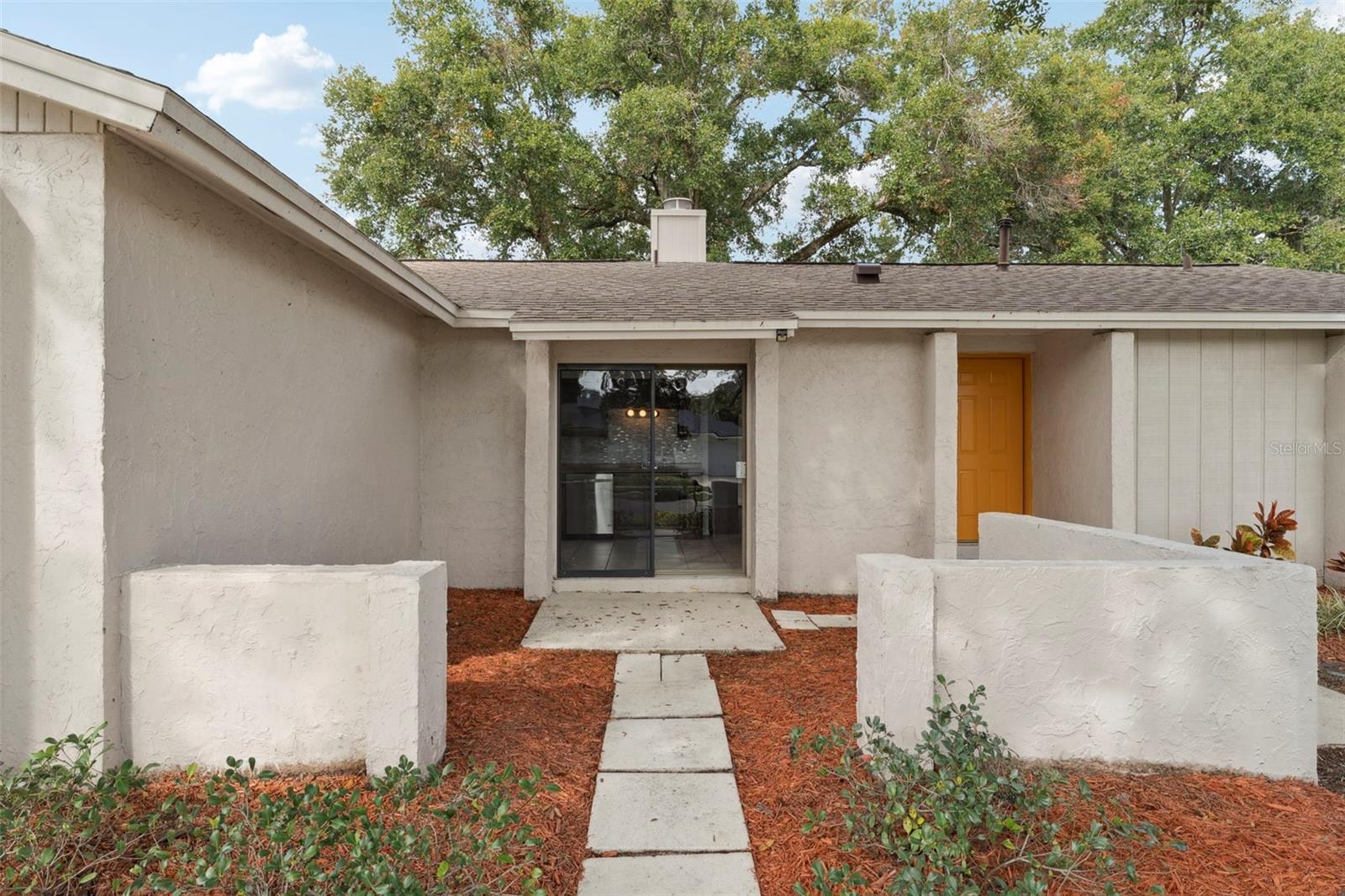 Image 3 of 37 For 820 Sutter Loop