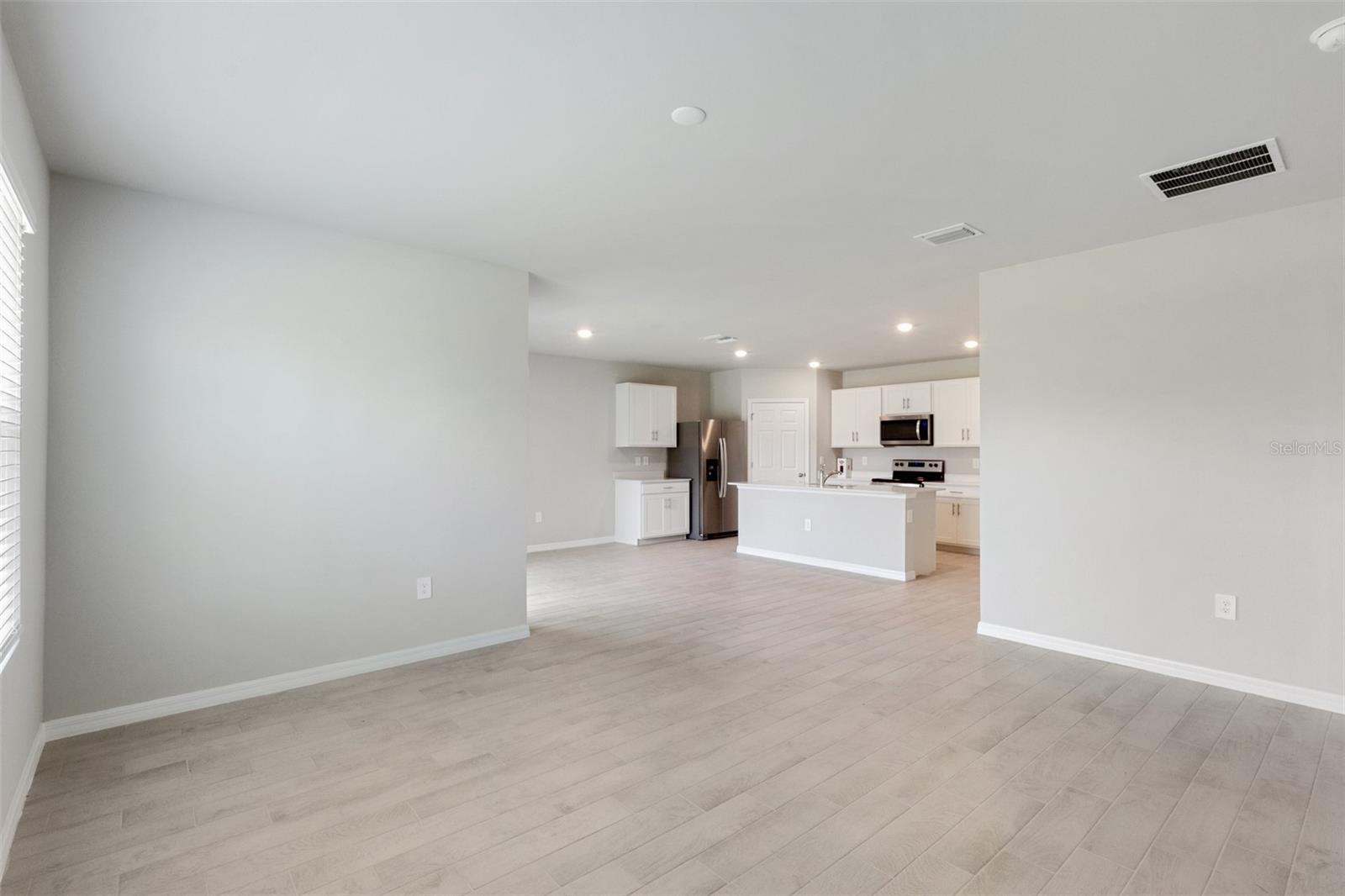 Image 4 of 30 For 25361 Doredo Drive