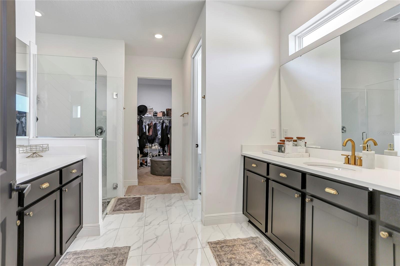 Image 29 of 60 For 18907 Rawson Street