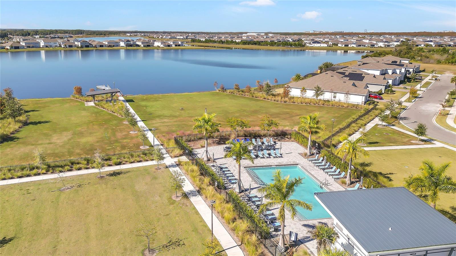 Image 59 of 60 For 18907 Rawson Street