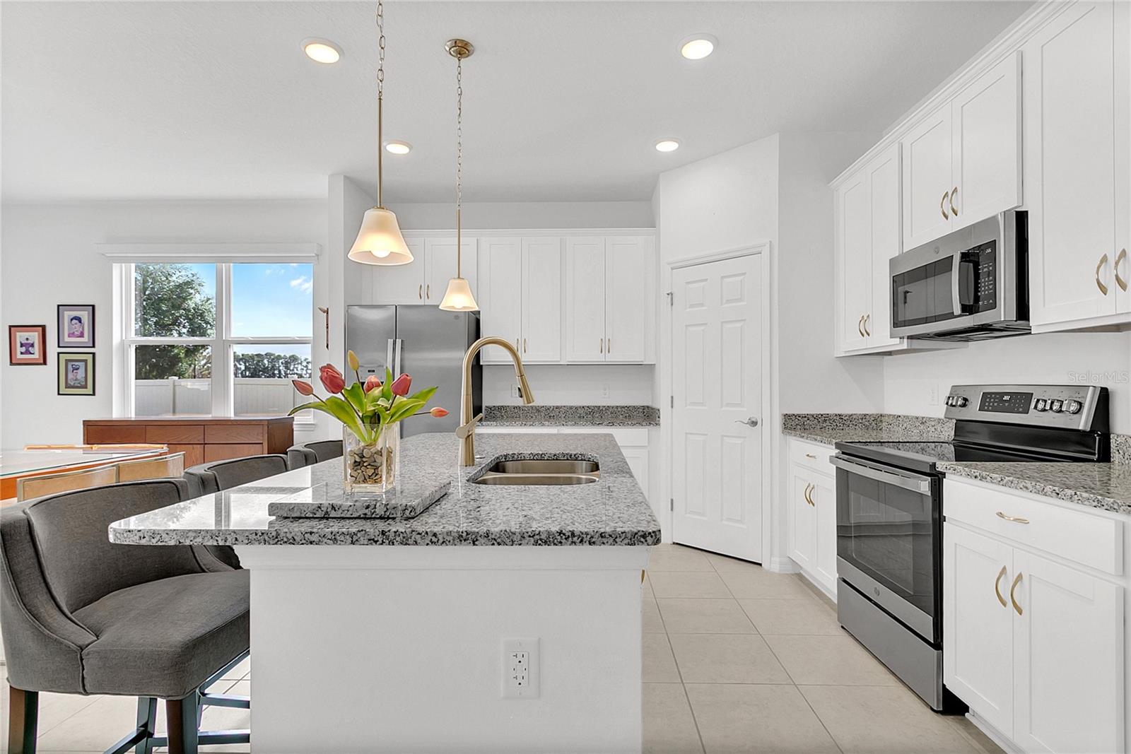 Image 10 of 33 For 1580 Blue Lagoon Circle