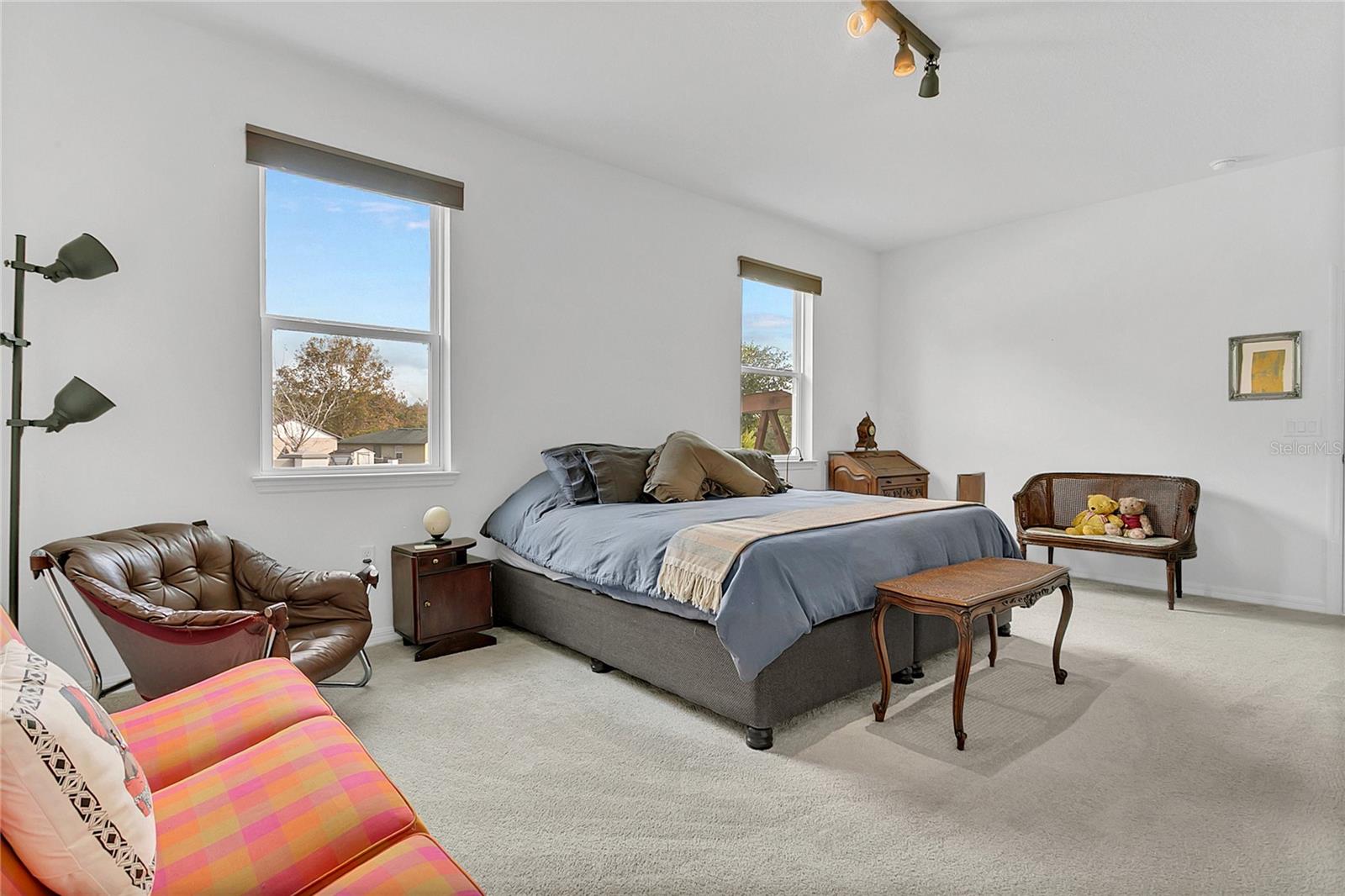 Image 13 of 33 For 1580 Blue Lagoon Circle