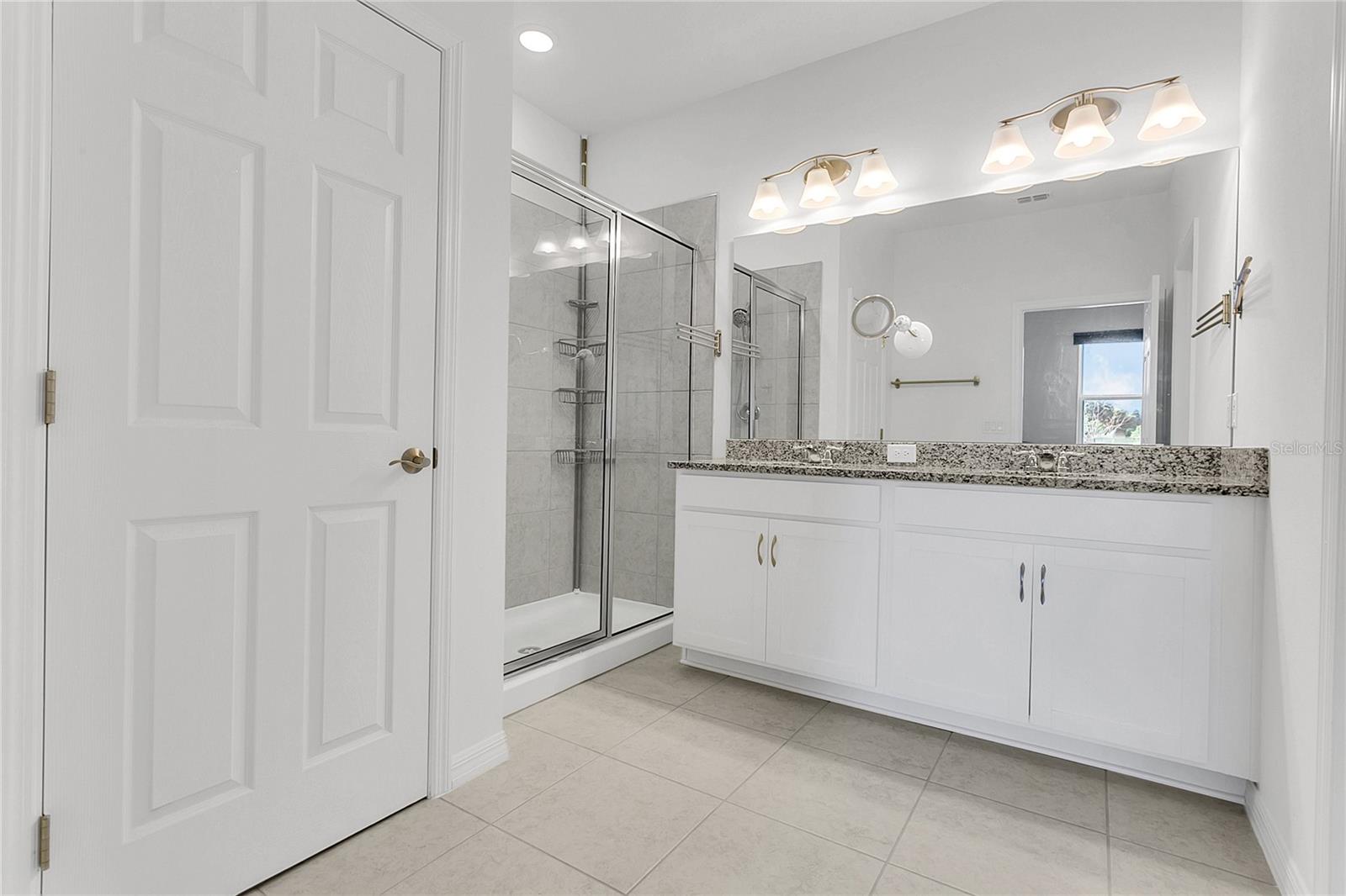 Image 14 of 33 For 1580 Blue Lagoon Circle