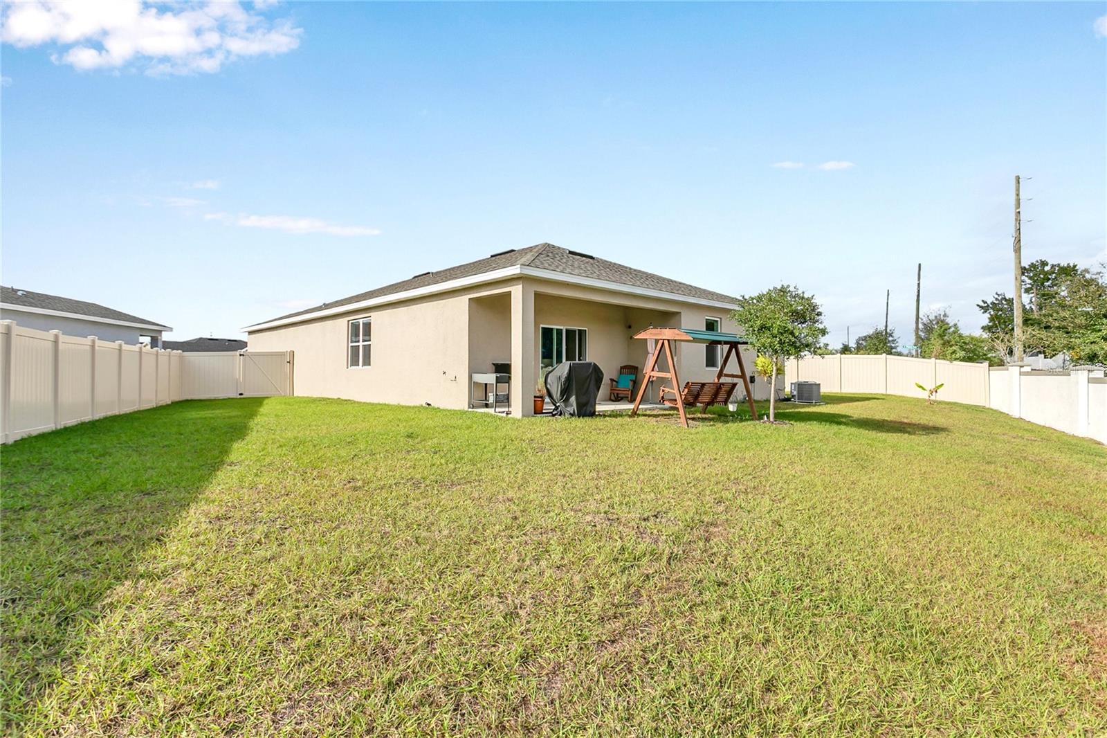 Image 25 of 33 For 1580 Blue Lagoon Circle