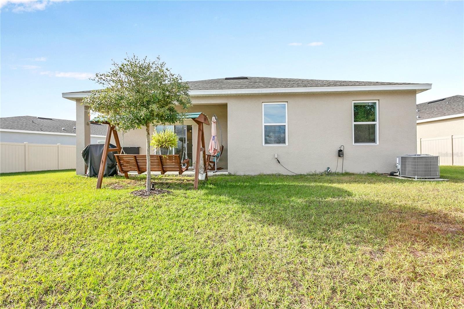 Image 26 of 33 For 1580 Blue Lagoon Circle