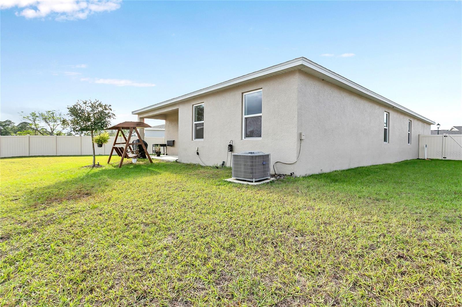 Image 27 of 33 For 1580 Blue Lagoon Circle