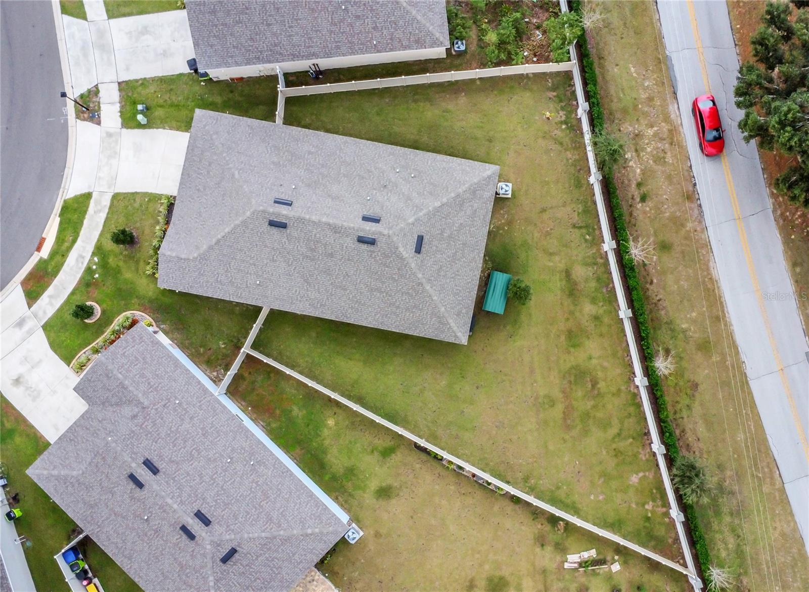 Image 29 of 33 For 1580 Blue Lagoon Circle