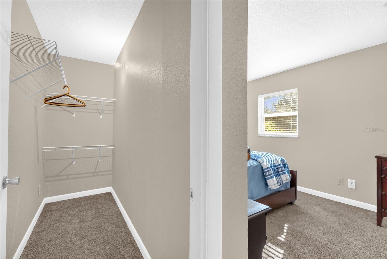 Image 12 of 30 For 106 Oak Street