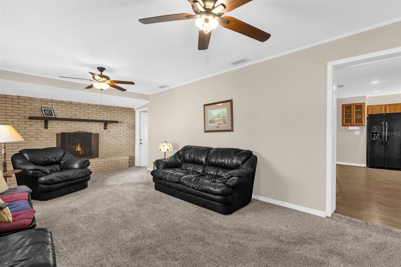 Image 4 of 30 For 106 Oak Street