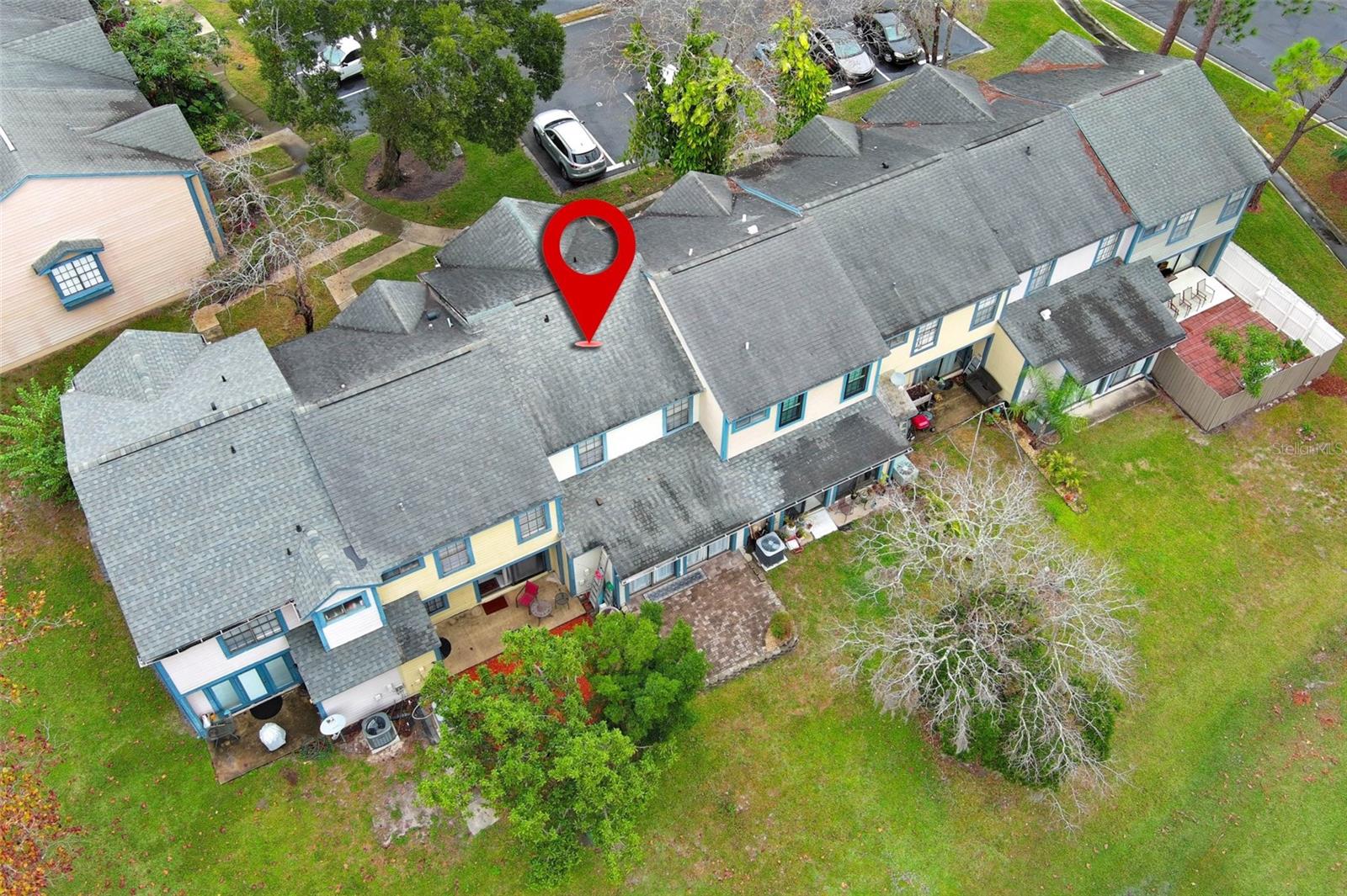 Image 42 of 54 For 982 Congress Court