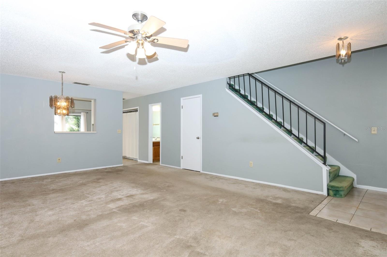 Image 8 of 54 For 982 Congress Court