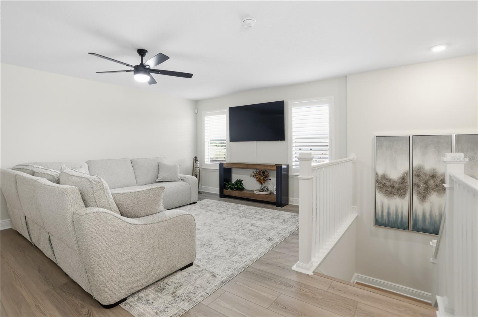 Image 23 of 52 For 2985 Water Clover Court