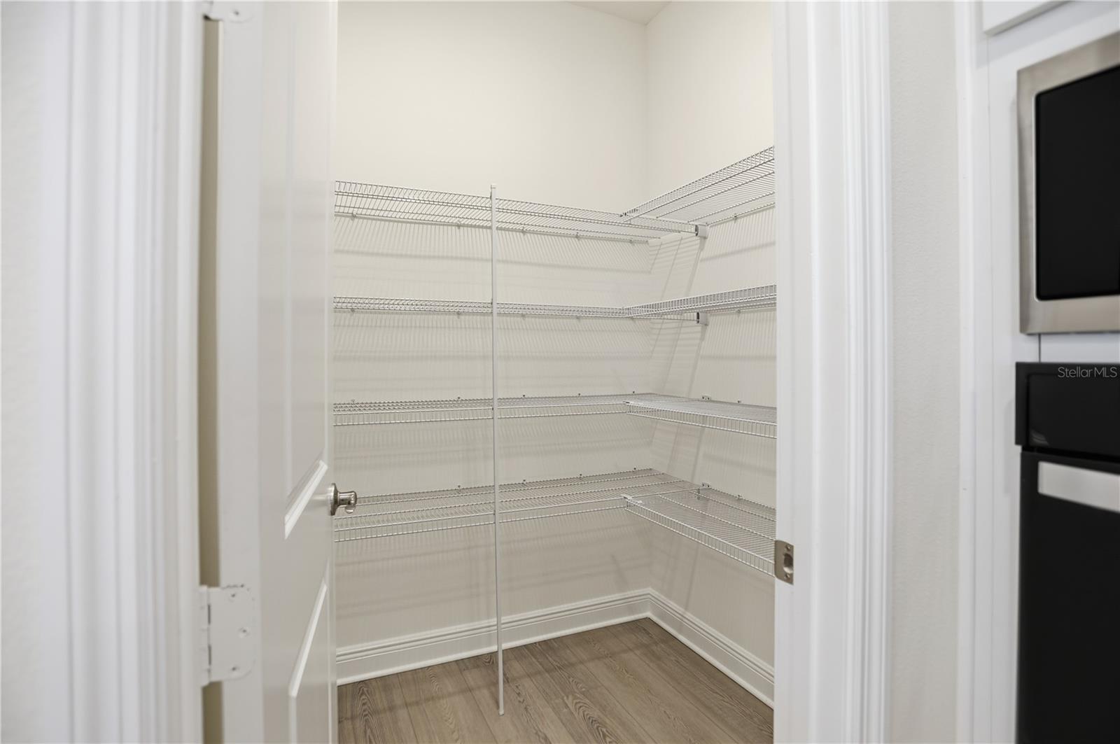 Image 32 of 52 For 2985 Water Clover Court