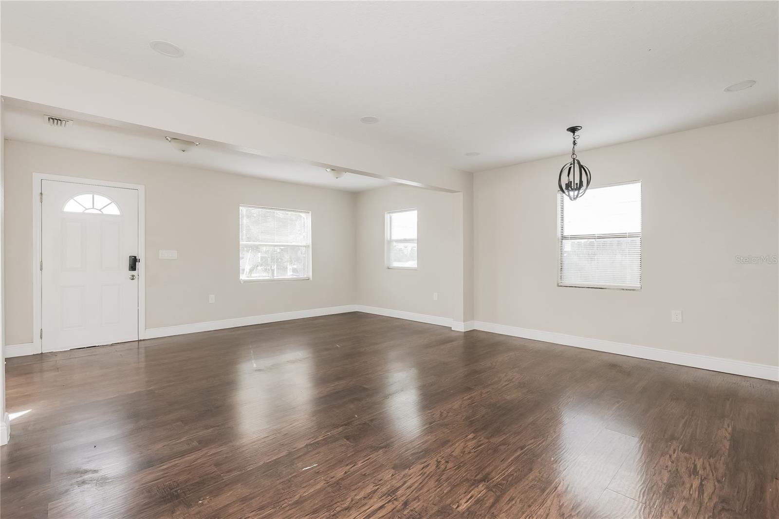 Image 3 of 16 For 4917 Emerson Avenue S