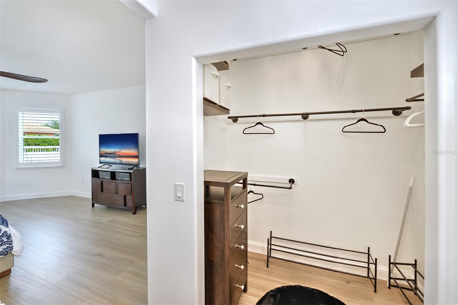 Image 26 of 47 For 3447 Luna Bella Lane