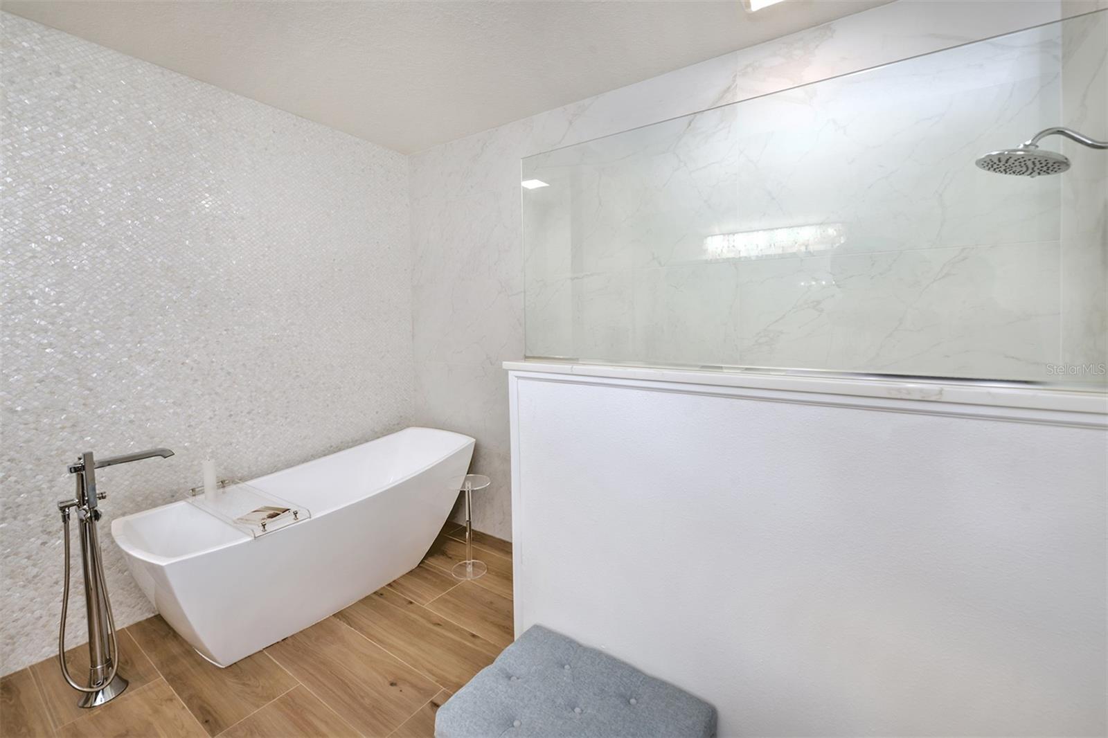 Image 28 of 47 For 3447 Luna Bella Lane