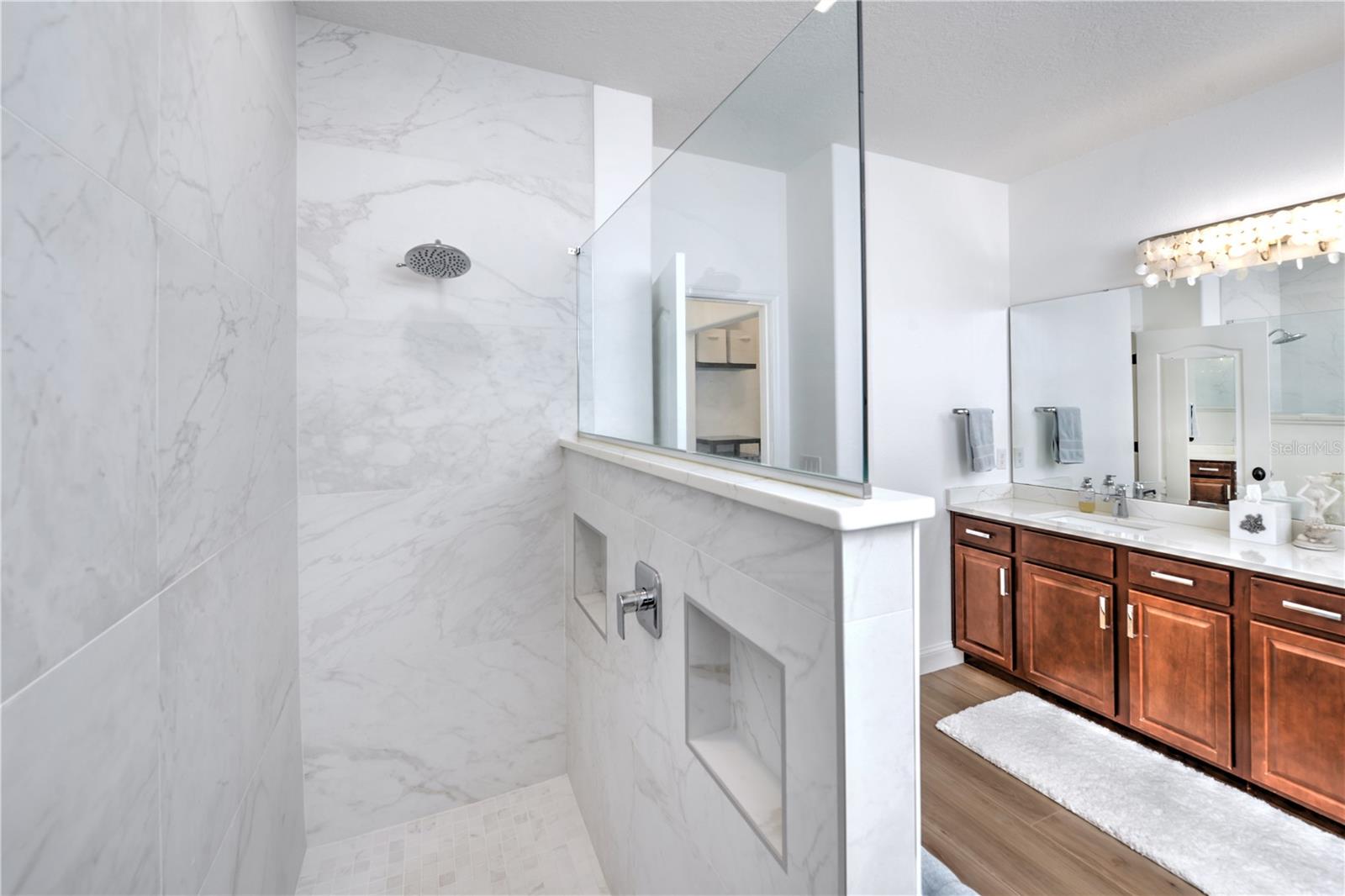 Image 29 of 47 For 3447 Luna Bella Lane