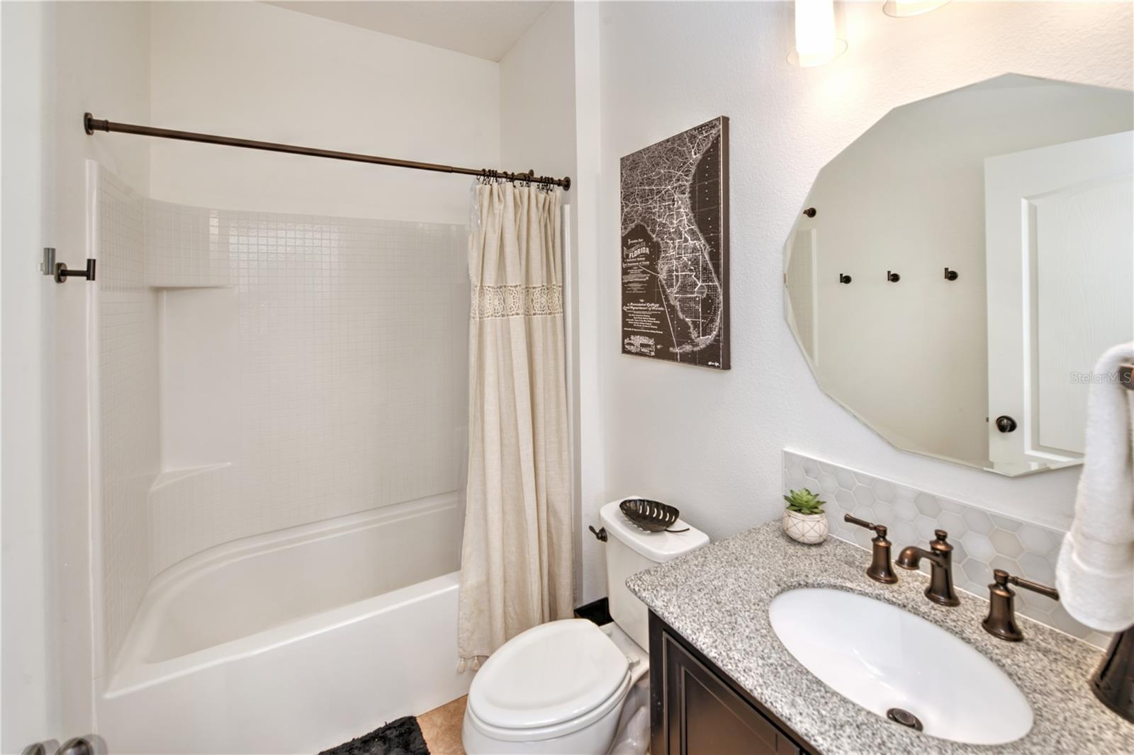 Image 32 of 47 For 3447 Luna Bella Lane