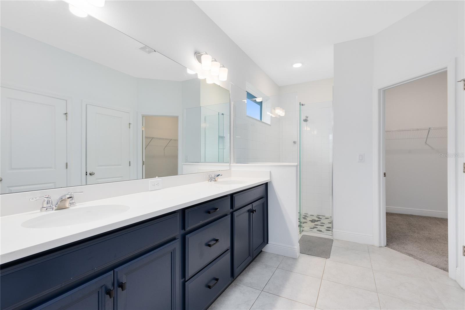 Image 11 of 29 For 19331 Banfield Place