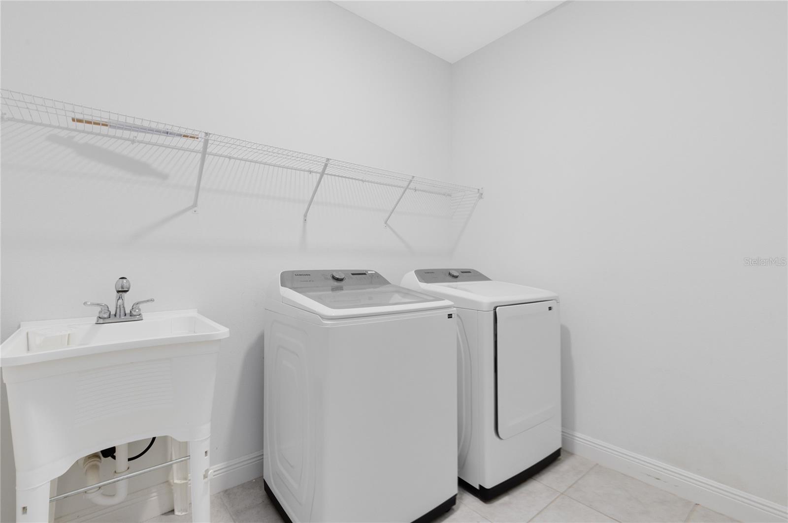 Image 18 of 29 For 19331 Banfield Place