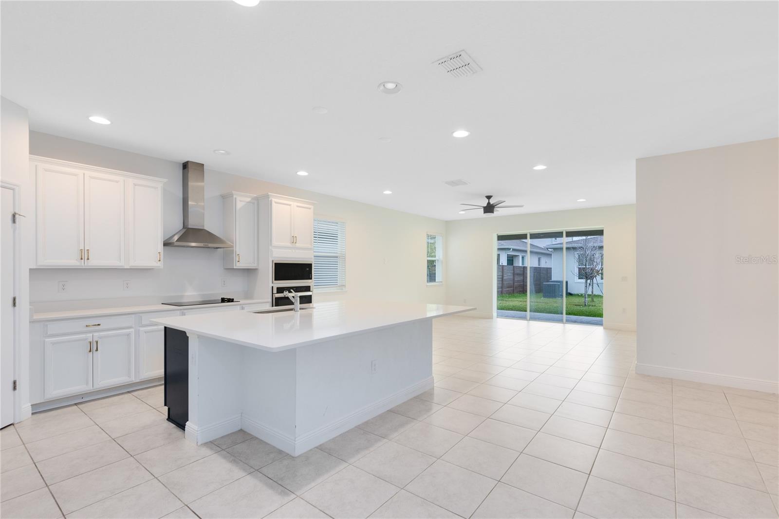 Image 4 of 29 For 19331 Banfield Place