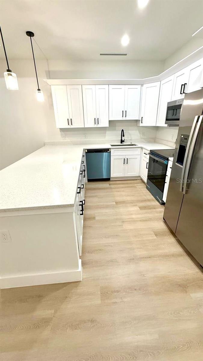 Image 19 of 39 For 1043 Albany Avenue