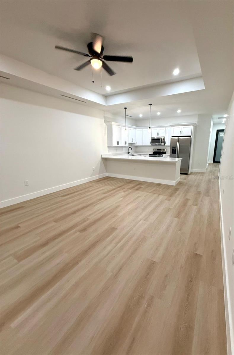 Image 3 of 39 For 1043 Albany Avenue