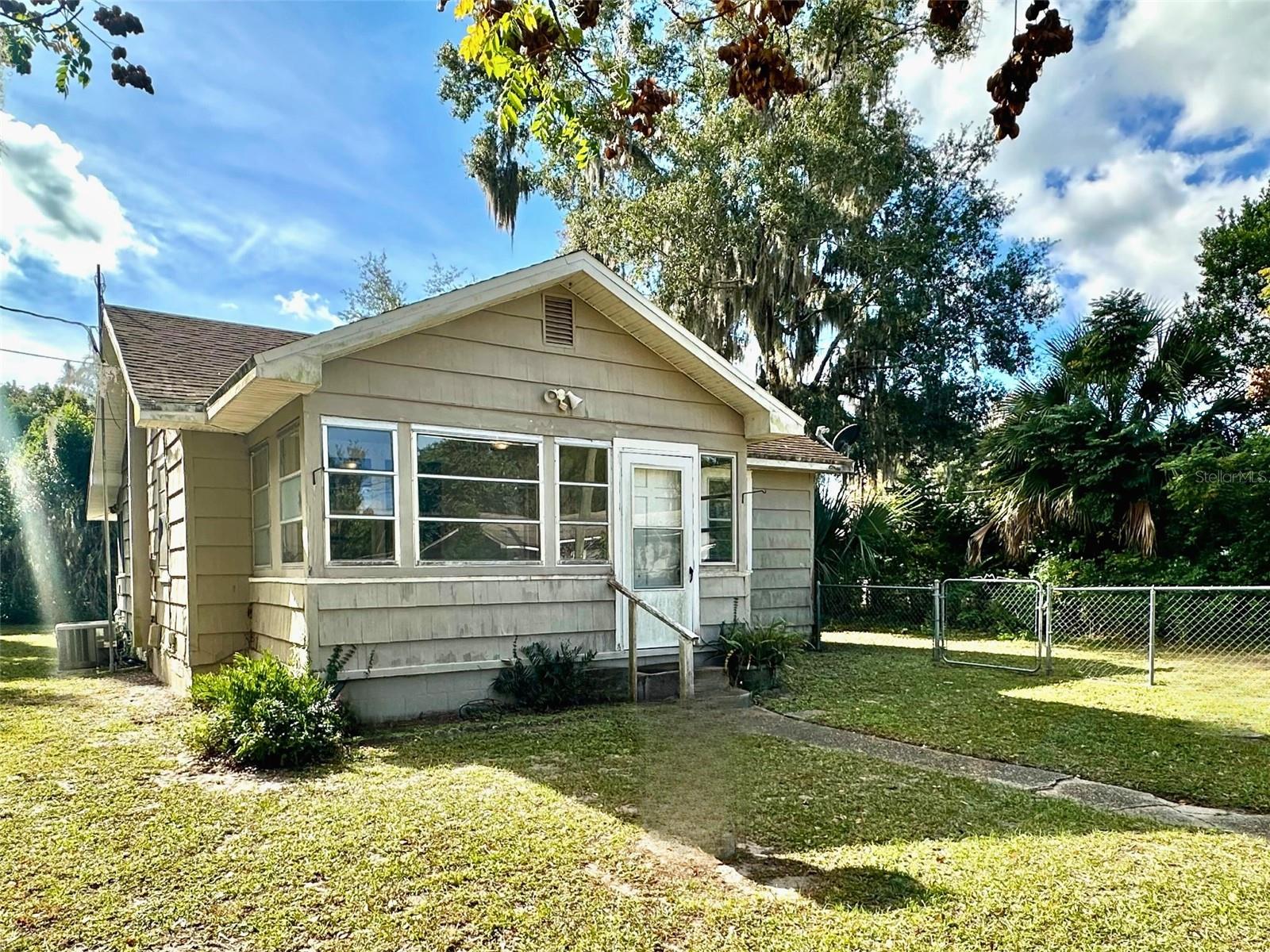 Details for 916 Wisconsin Avenue, DELAND, FL 32720