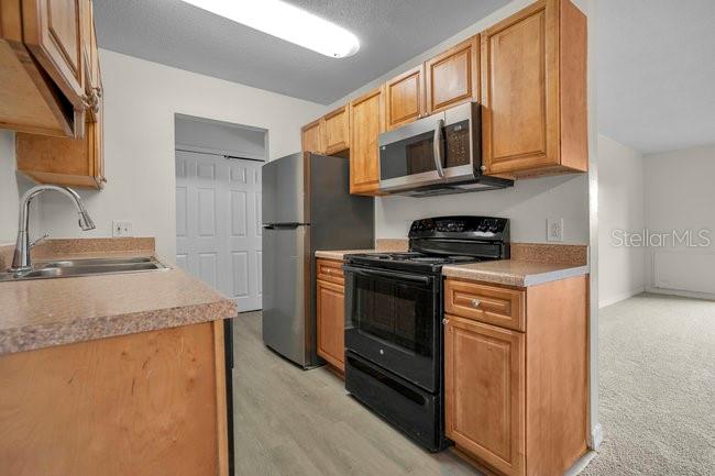 Image 11 of 27 For 1695 Lee Road E204