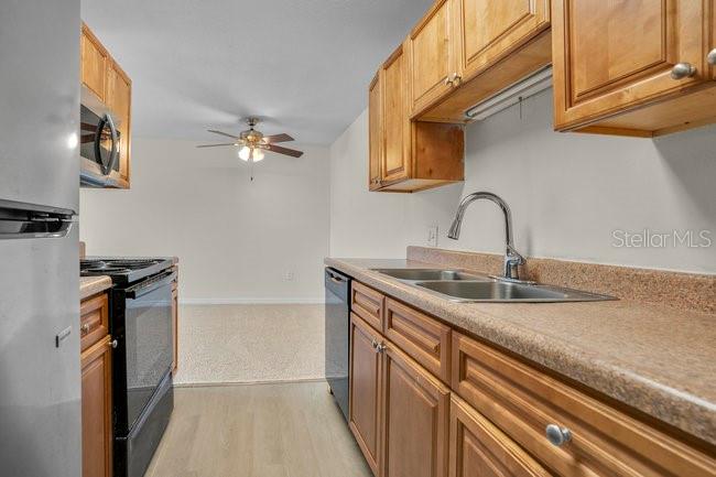 Image 13 of 27 For 1695 Lee Road E204