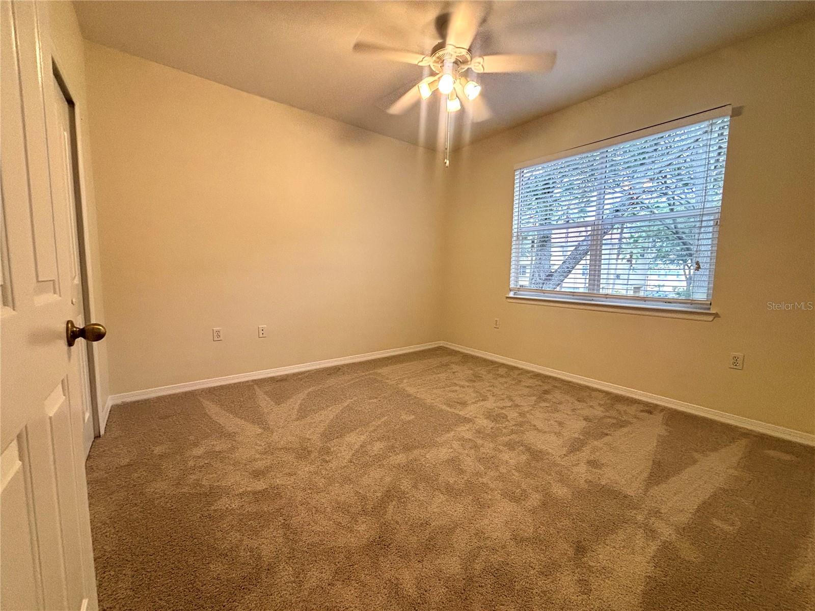 Image 10 of 24 For 1711 Shadow View Circle 1711