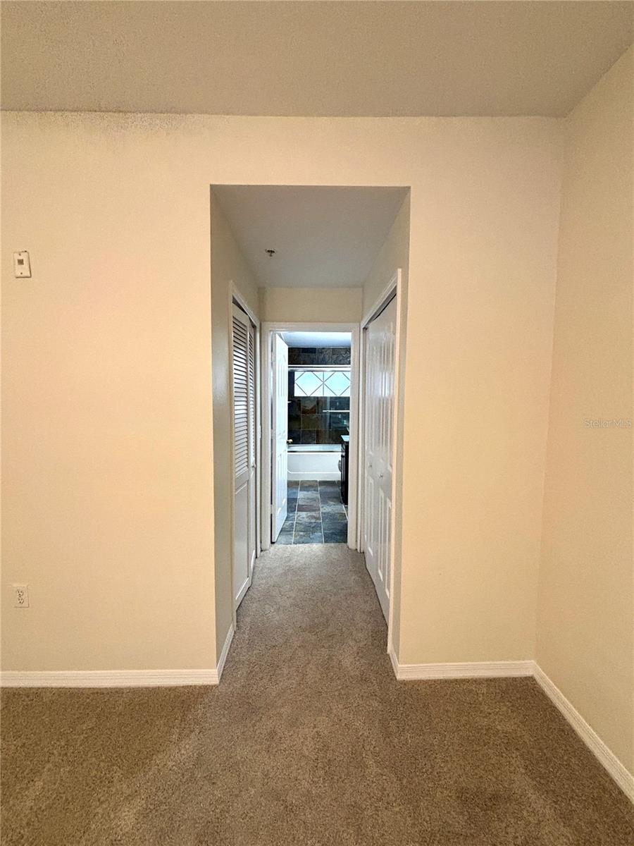 Image 15 of 24 For 1711 Shadow View Circle 1711