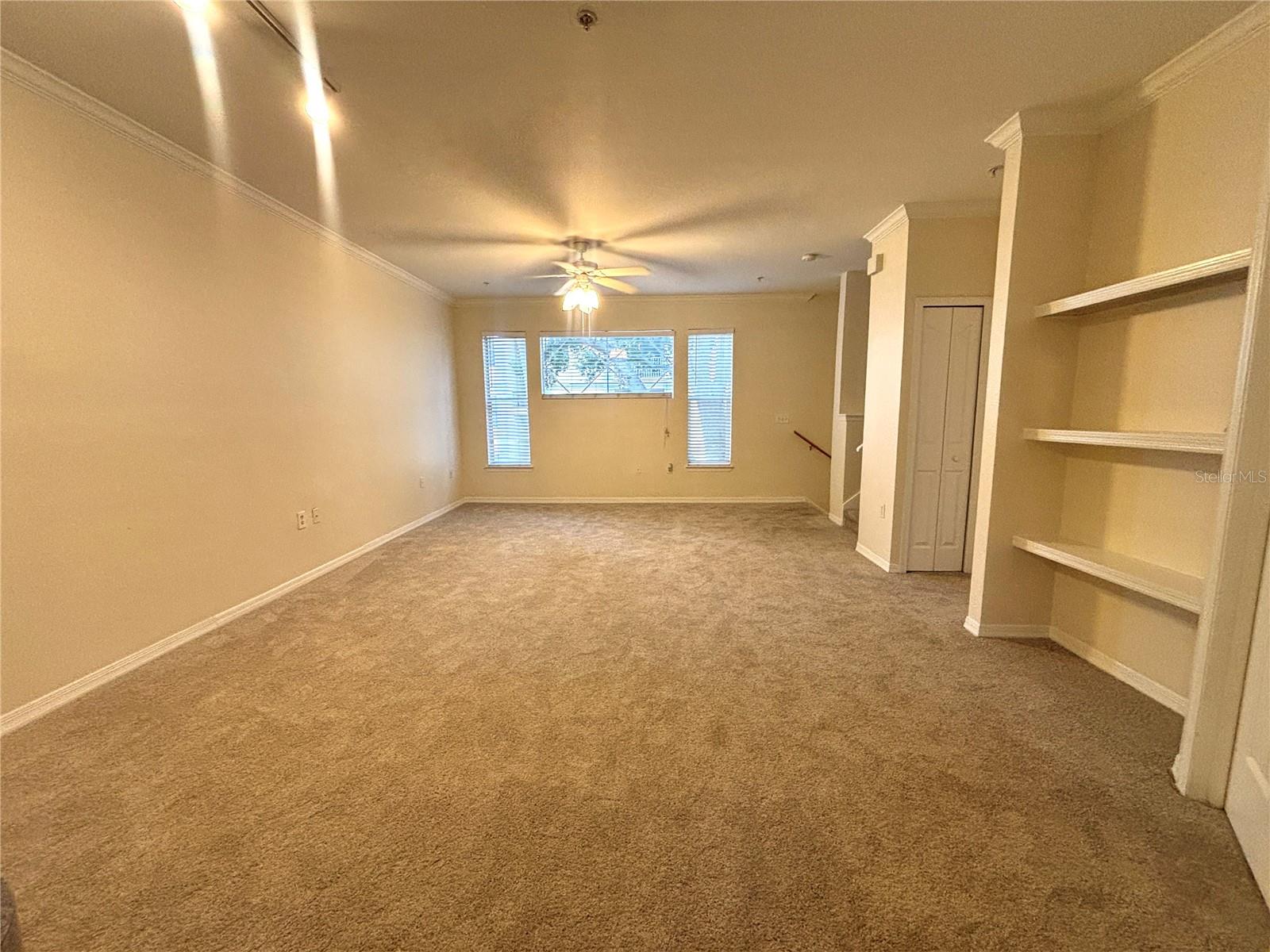 Image 4 of 24 For 1711 Shadow View Circle 1711