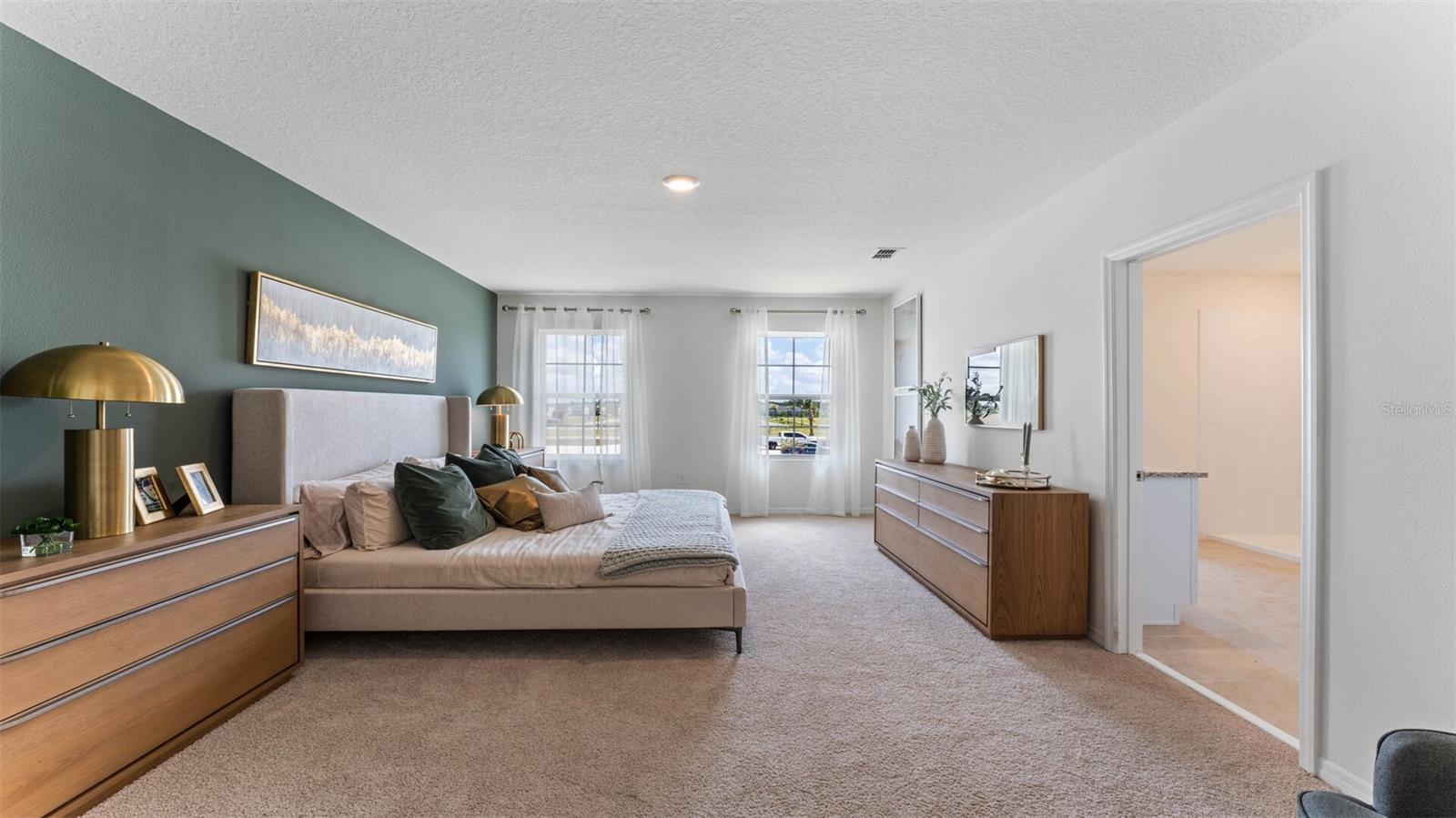 Image 15 of 67 For 2828 House Finch Road