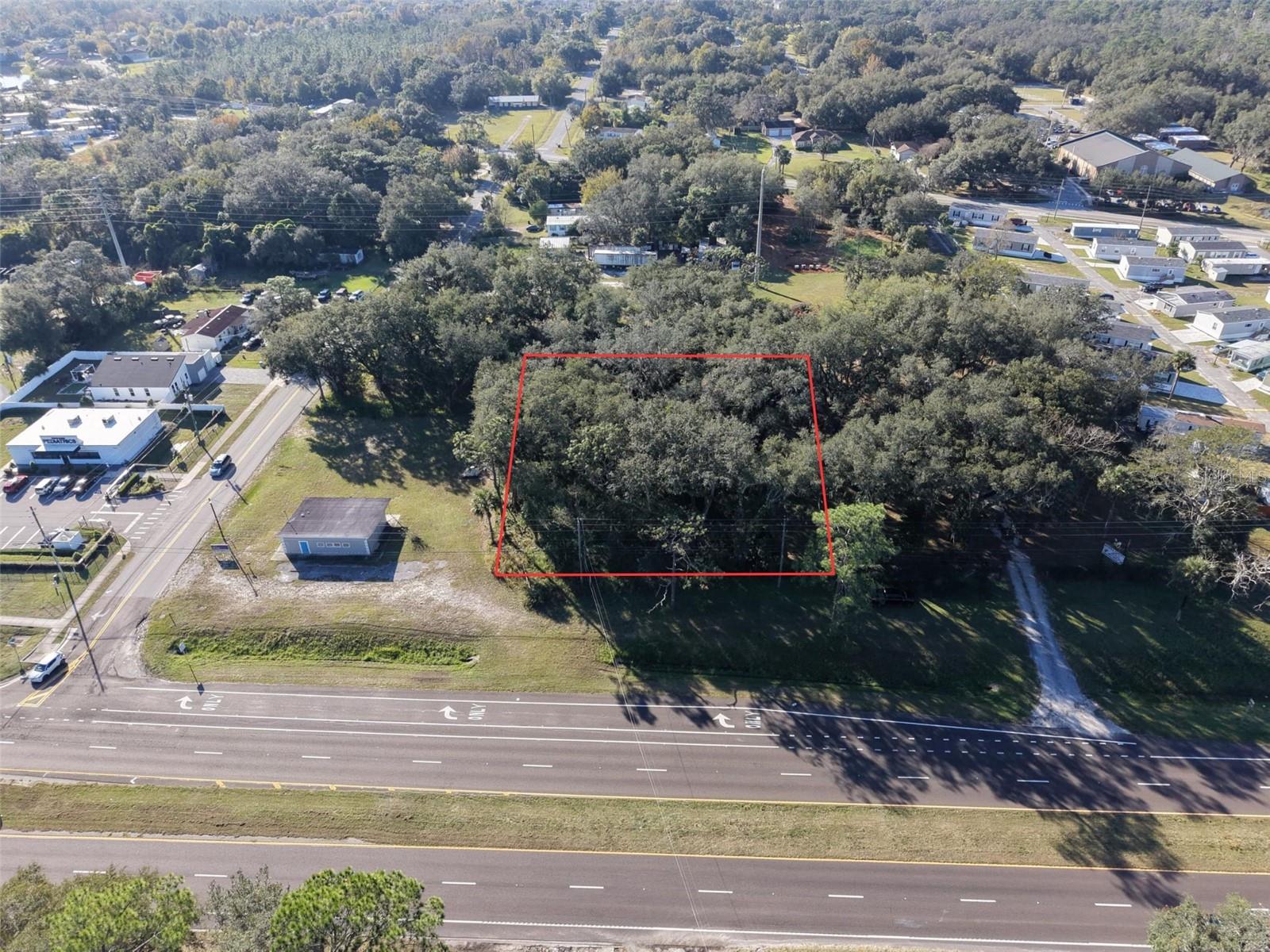 Image 2 of 9 For 15192 E Colonial Dr