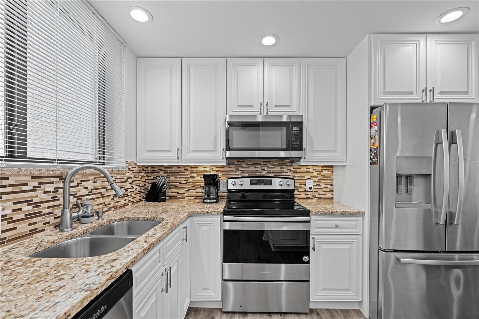 Image 10 of 23 For 4469 Luxemburg Court