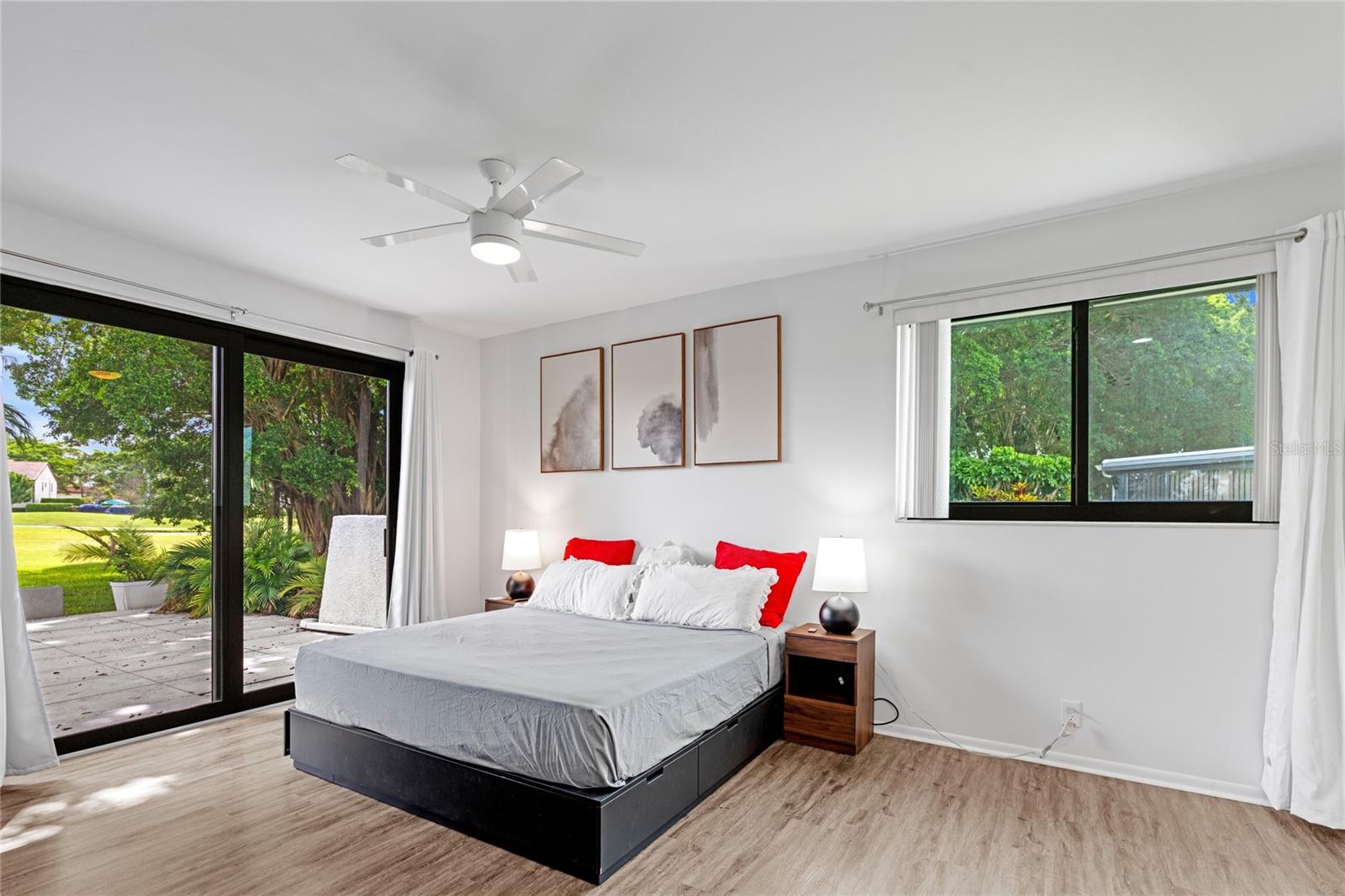 Image 13 of 23 For 4469 Luxemburg Court