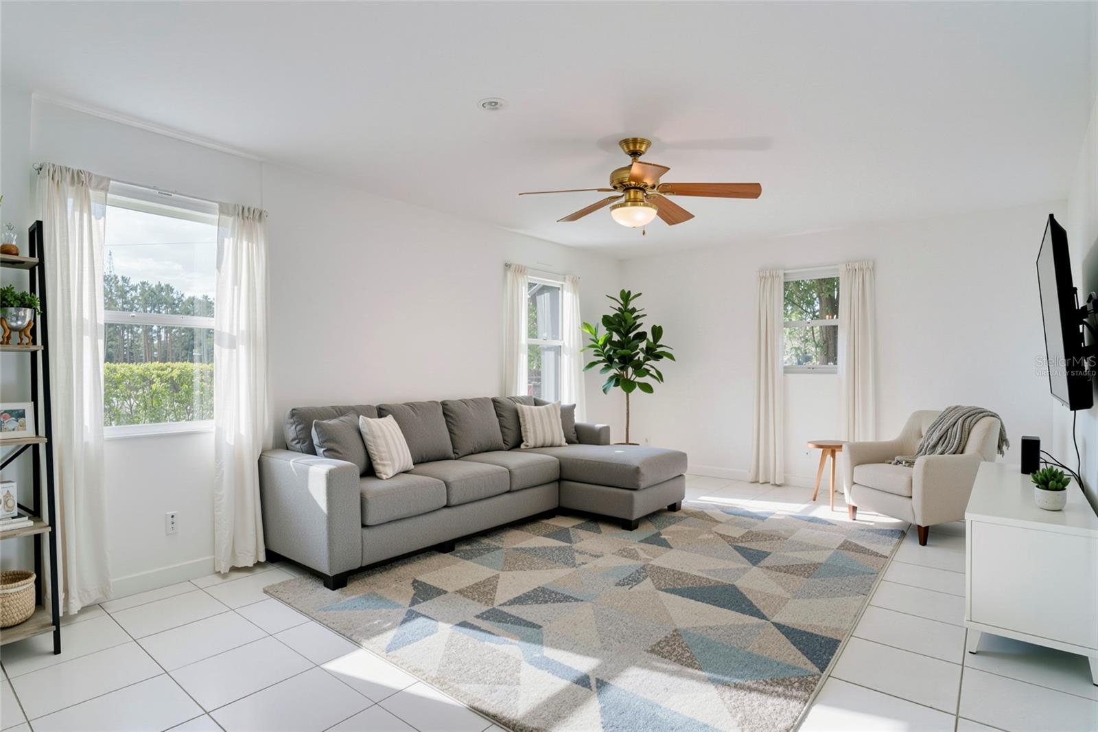 Image 12 of 24 For 8117 Plantation Drive