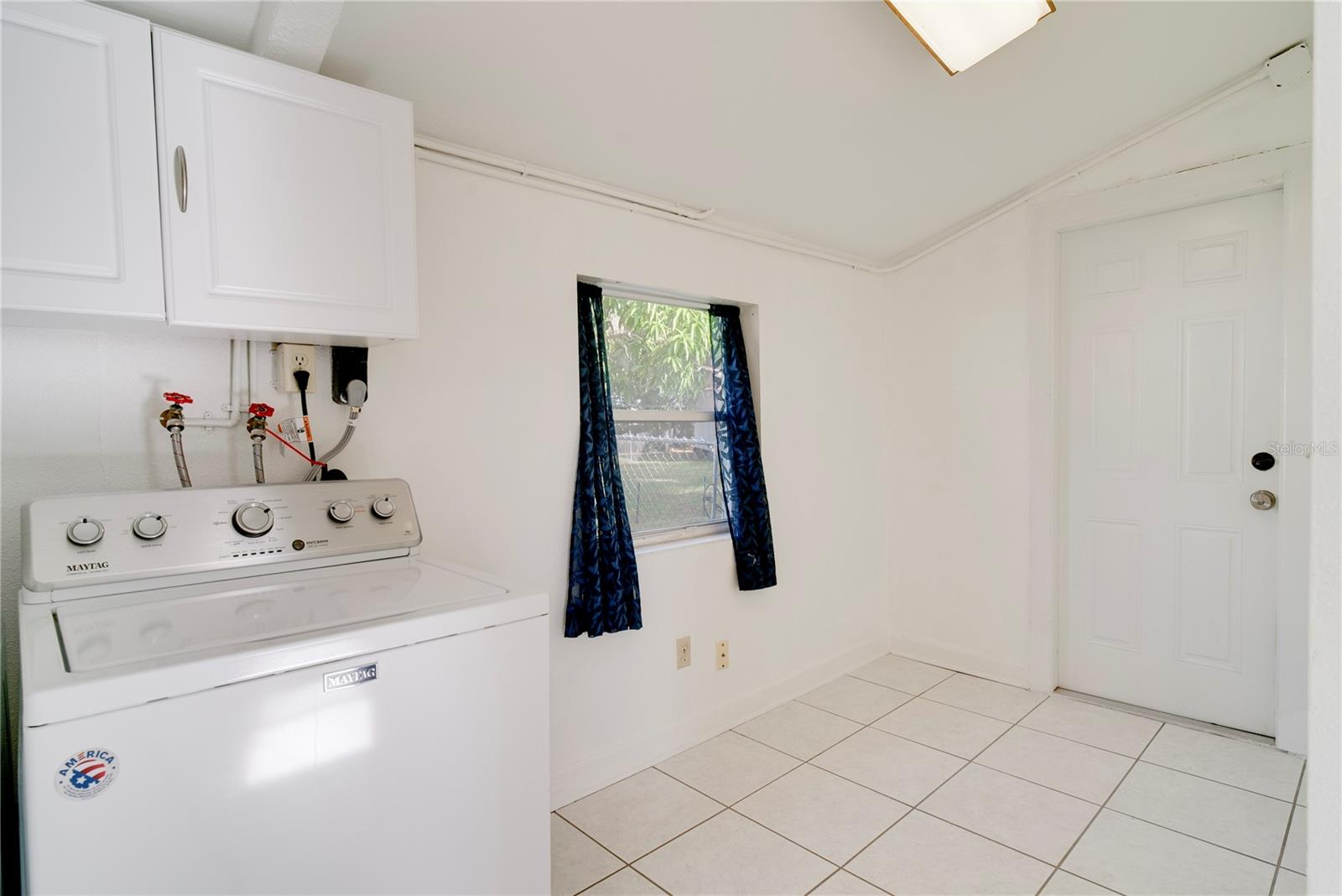 Image 16 of 24 For 8117 Plantation Drive