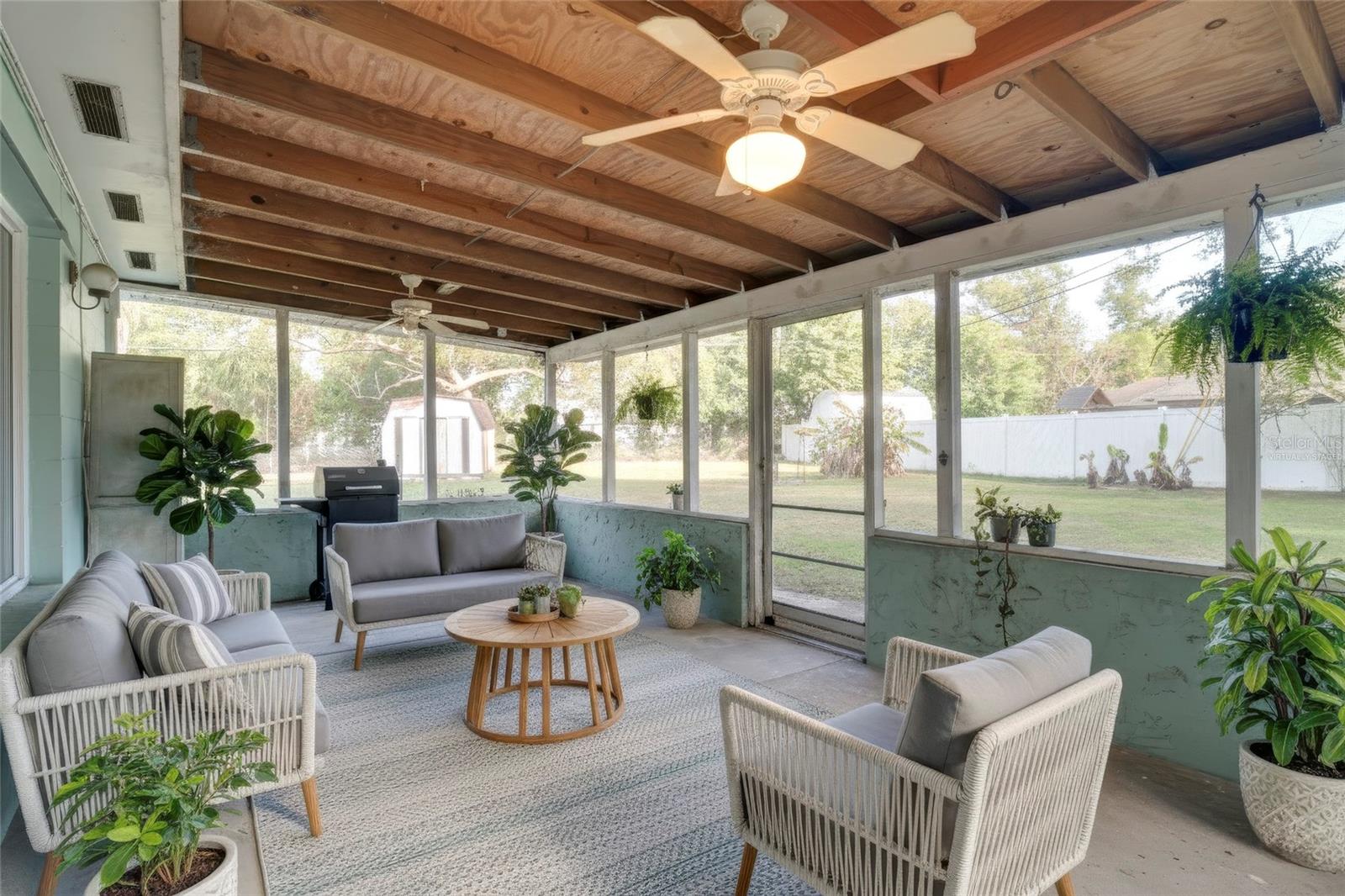 Image 17 of 24 For 8117 Plantation Drive