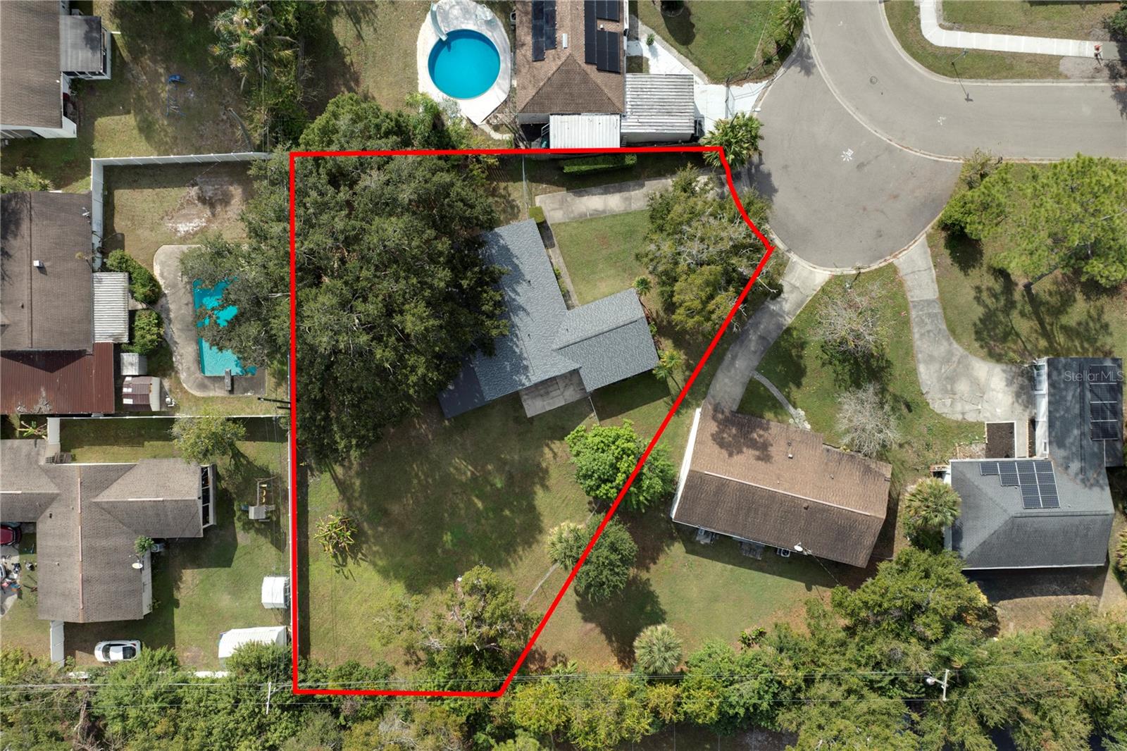 Image 21 of 24 For 8117 Plantation Drive