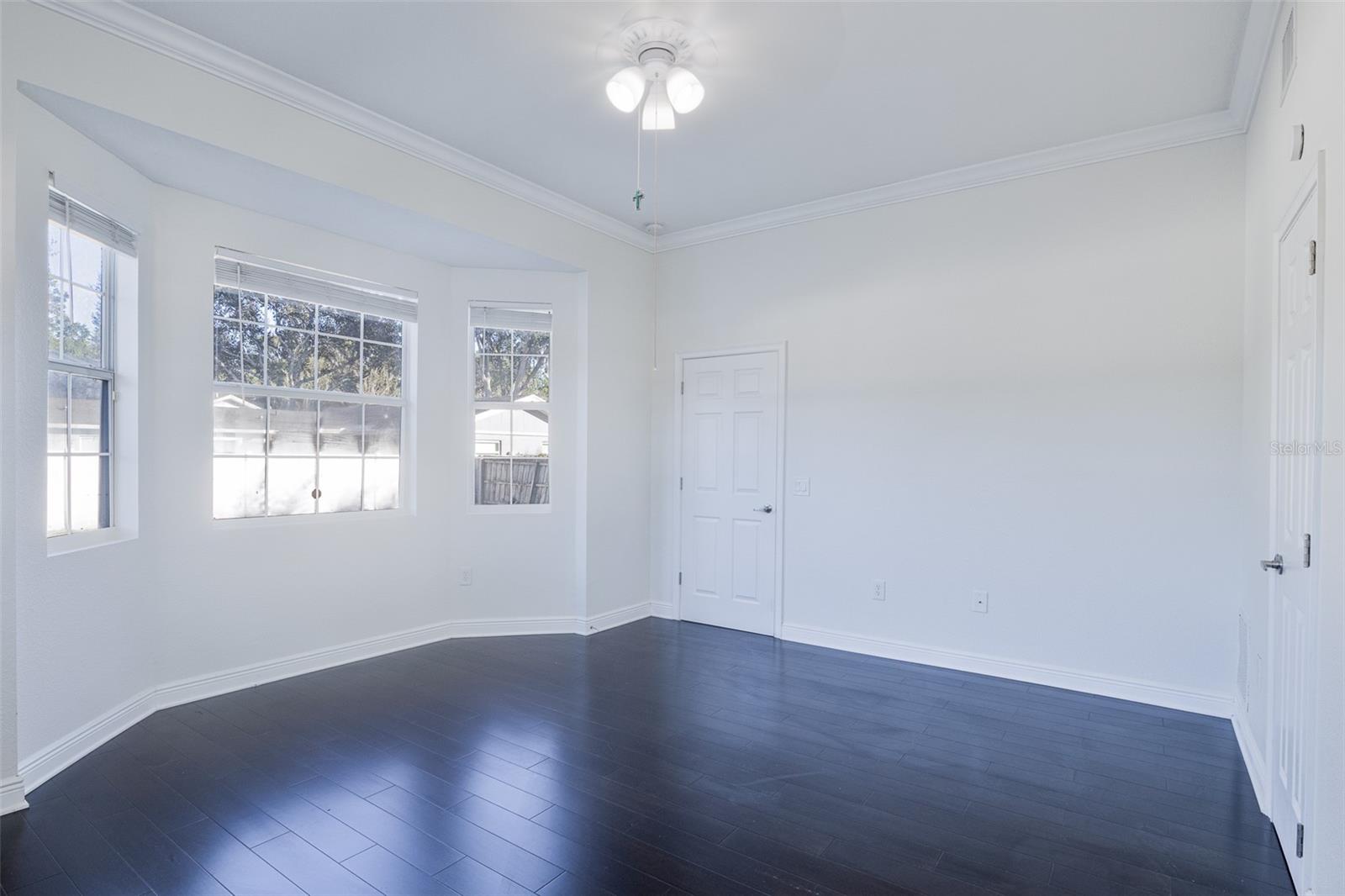 Image 32 of 50 For 350 Phelps Avenue