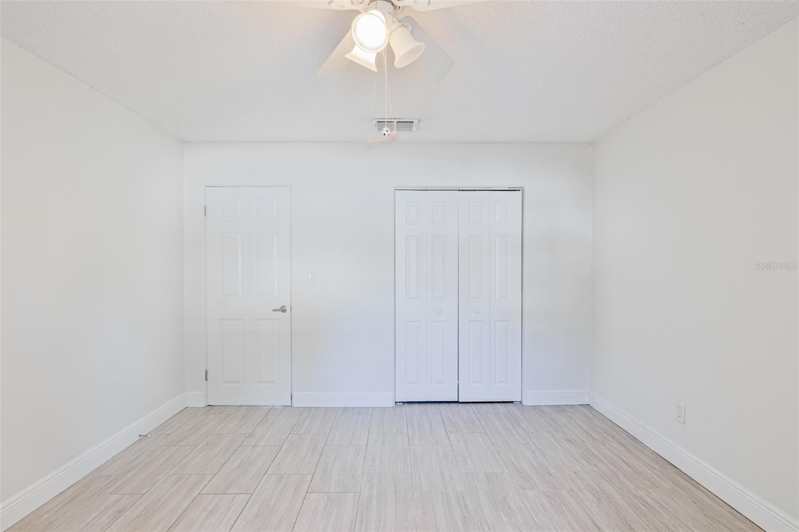 Image 43 of 50 For 350 Phelps Avenue