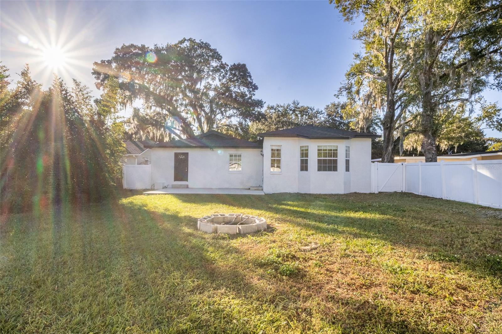 Image 48 of 50 For 350 Phelps Avenue