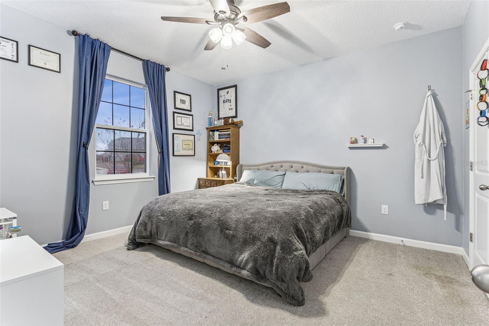 Image 15 of 39 For 594 Via Bella Court