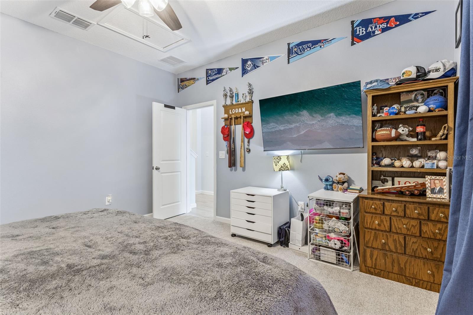 Image 16 of 39 For 594 Via Bella Court