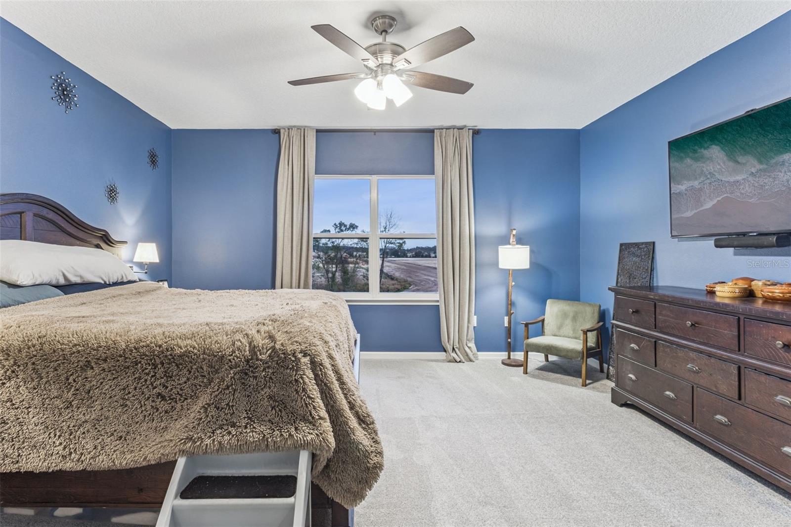 Image 19 of 39 For 594 Via Bella Court